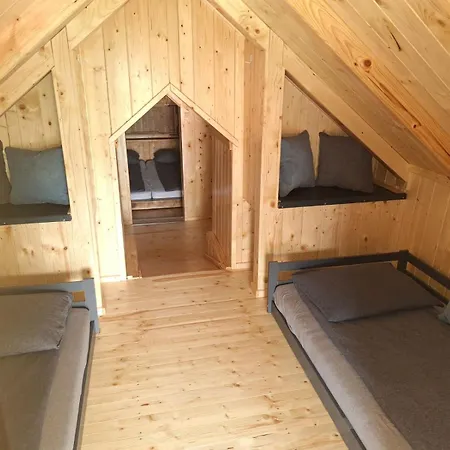 Glamping Na Podezelju Роскошный шатер Lutverci