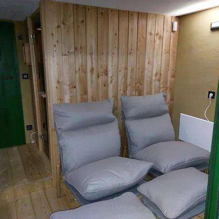 Glamping Na Podezelju 豪华帐篷 Lutverci
